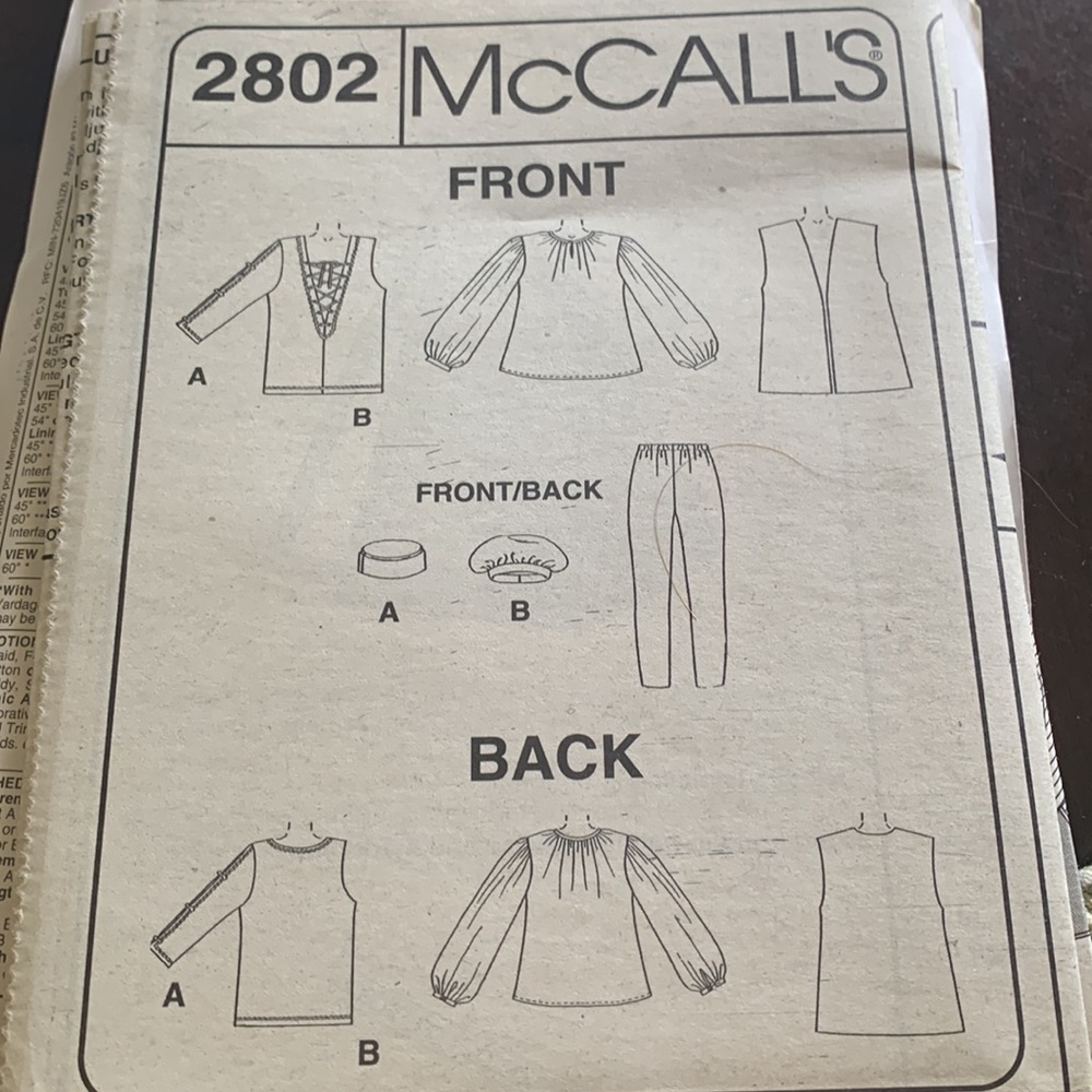 Men’s Renaissance Costume Pattern - Picture 3 of 3